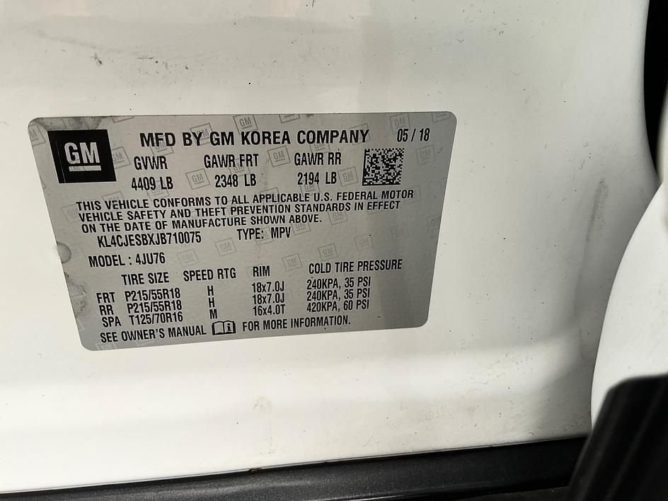 Used 2018 White Buick Preferred image 33