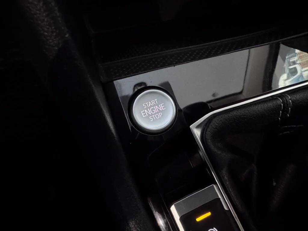 2024 Volkswagen Taos SEL - Photo 23