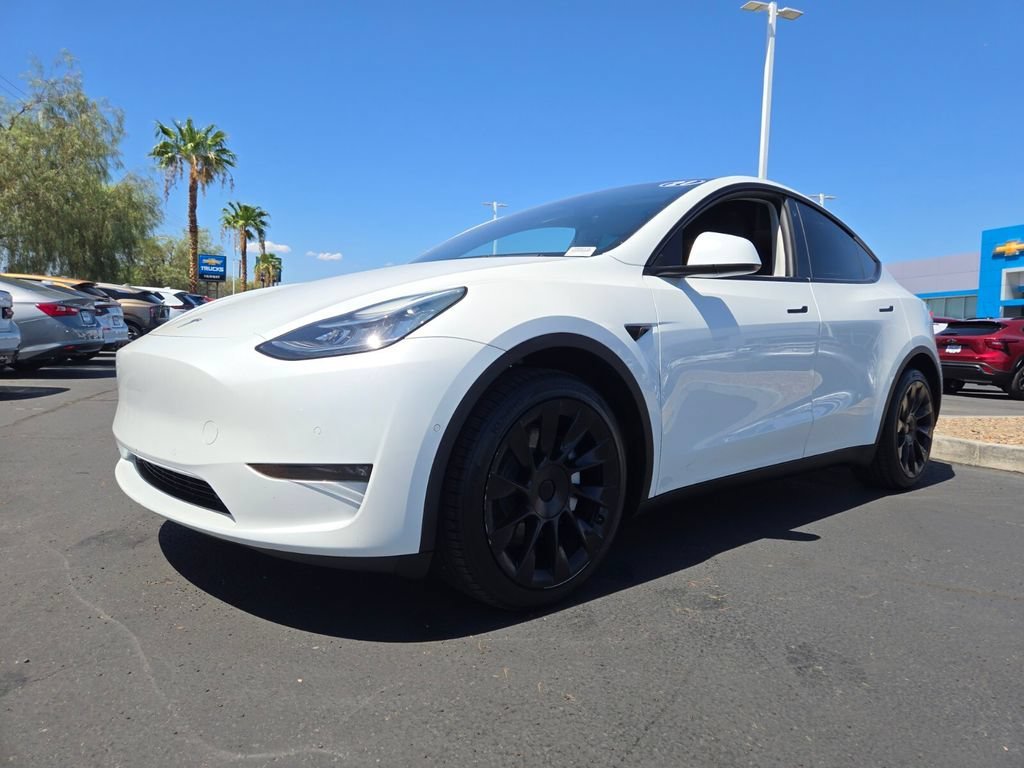 Used 2021 Tesla Model Y Long Range with VIN 5YJYGDEE1MF286233 for sale in Las Vegas, NV