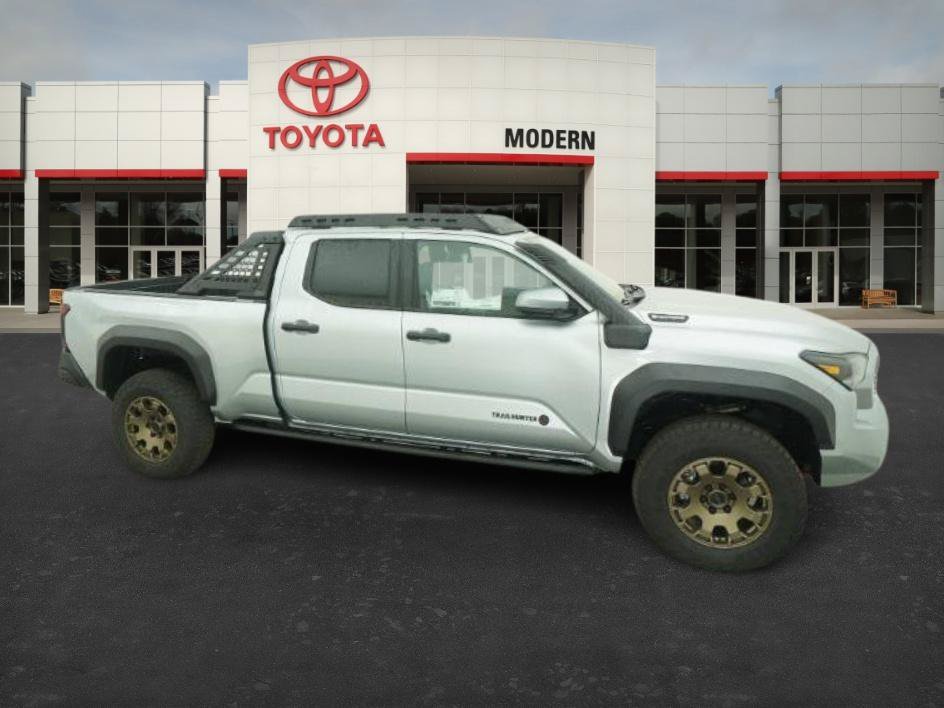 New 2025 Celestial Silver M Toyota Trailhunter image 27