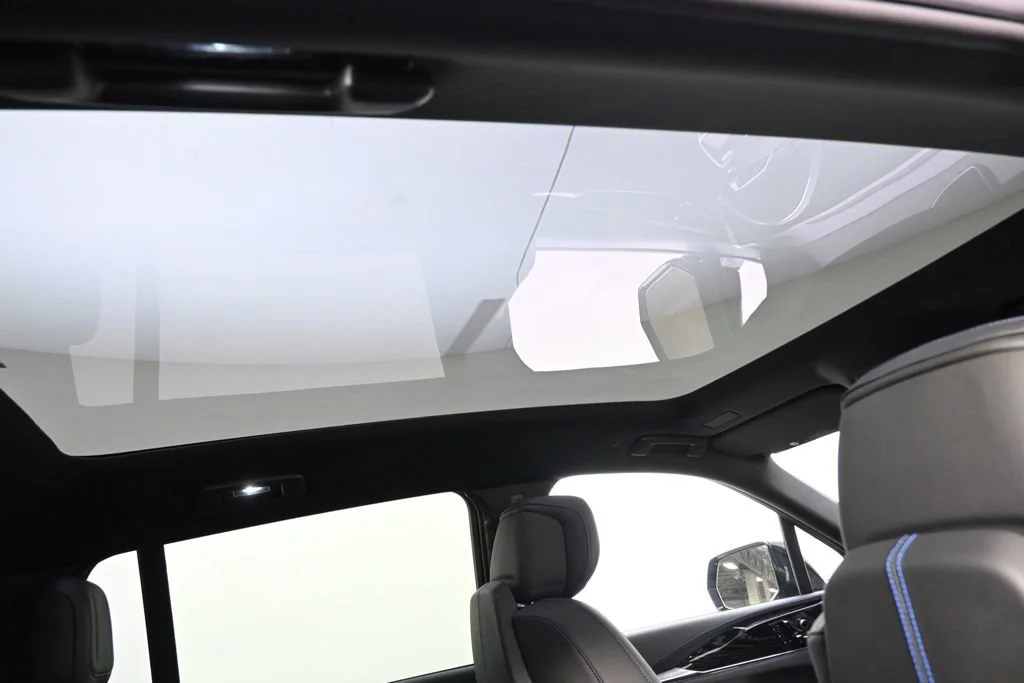 2025 Cadillac Escalade IQ Sport 1 - Photo 17