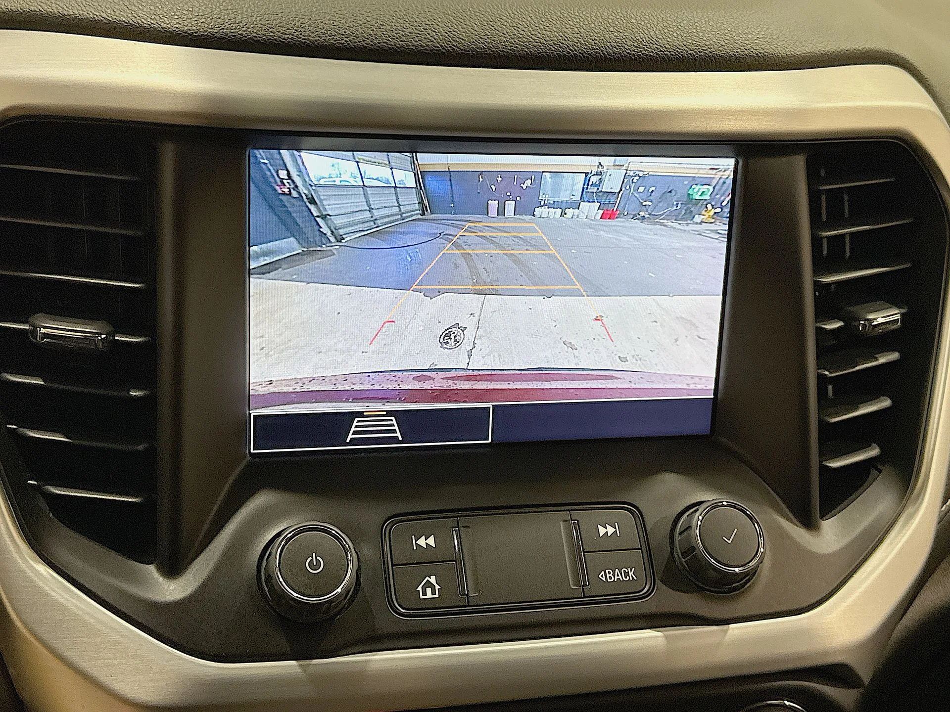 Used 2023 Volcanic Red Tintcoat GMC SLE image 14