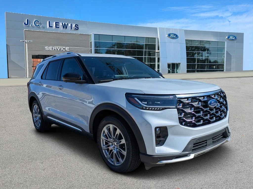 New 2026 Space White Metallic Ford Platinum image 1