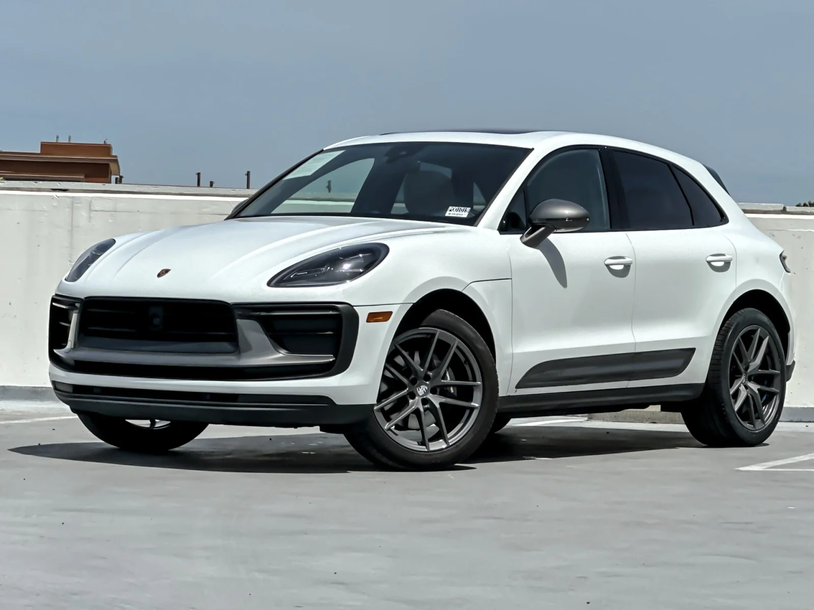 2024 Porsche Macan T
