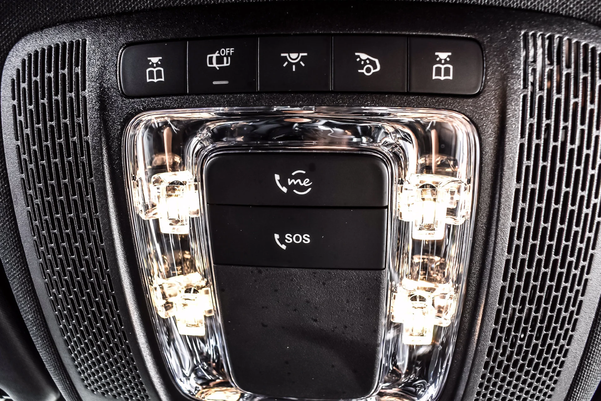Used 2023  Mercedes-Benz GLA 250 image 26