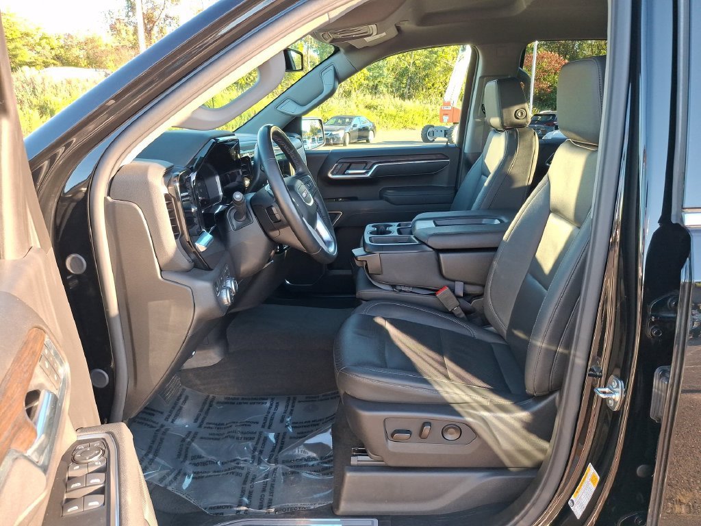 2026 GMC Sierra 1500 SLT - Photo 13