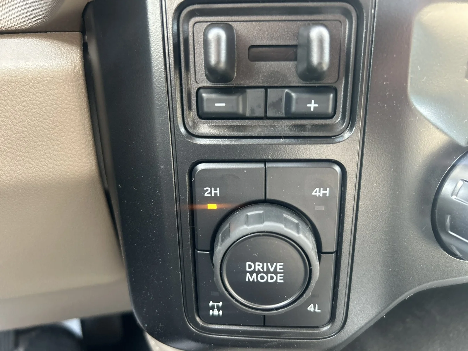 New 2026 Avalanche Ford Platinum image 21