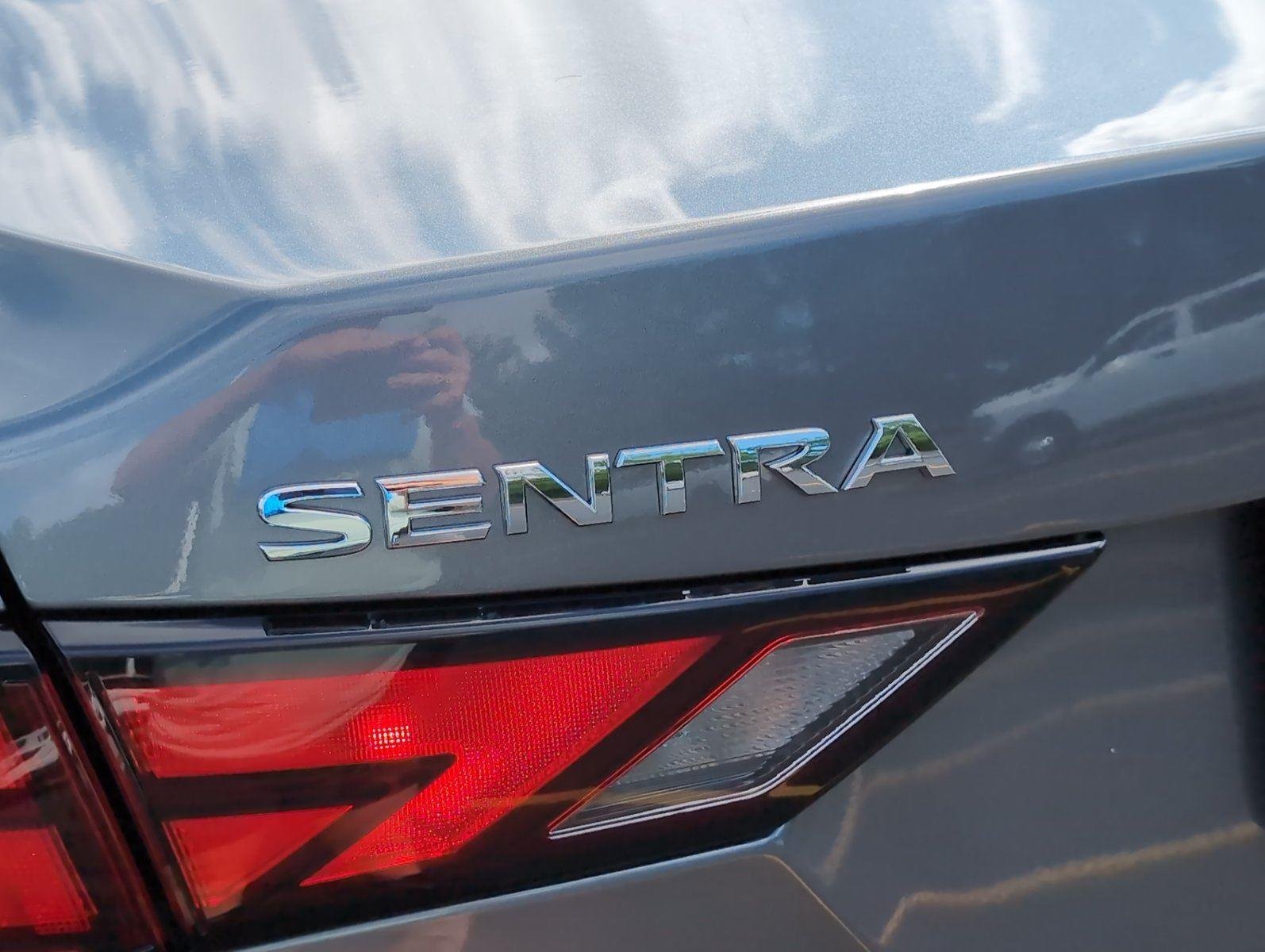 Used 2024 Gun Metallic Nissan SV image 5