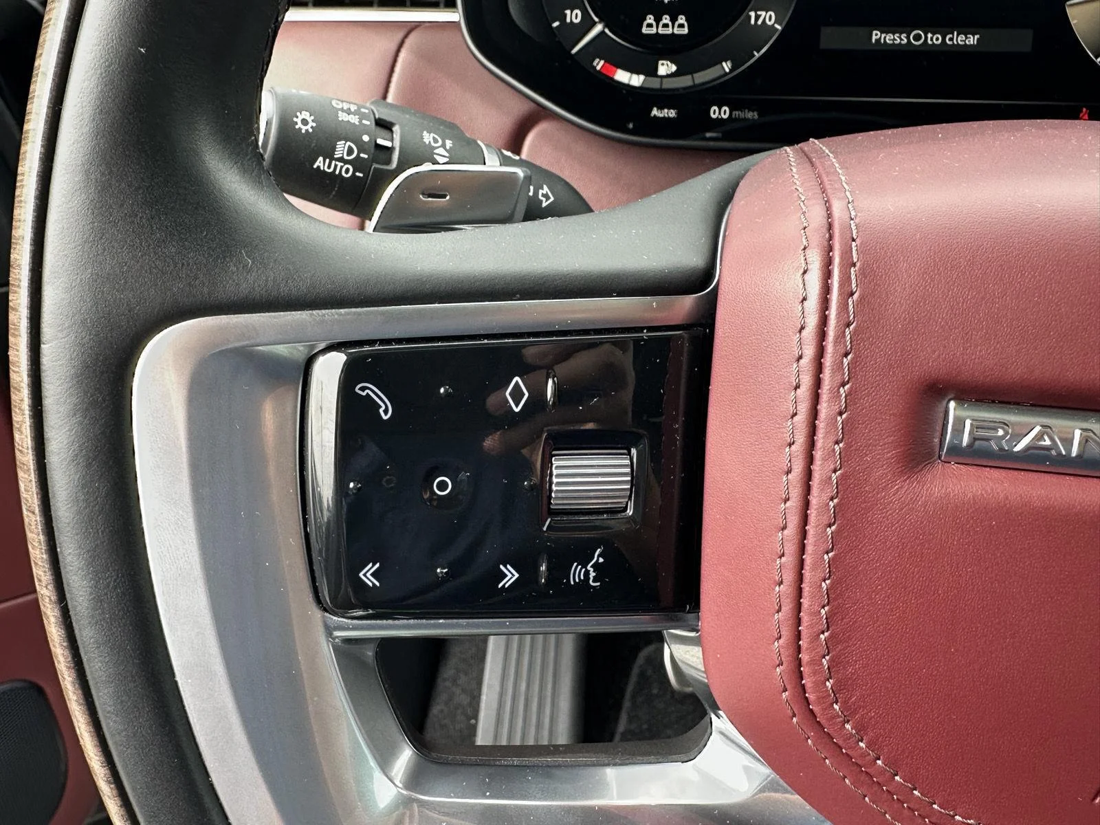 Used 2023 Portofino Blue Metallic Land Rover Autobiography image 30
