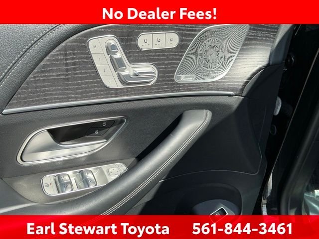 Used 2023 Black Mercedes-Benz GLS 580 image 34