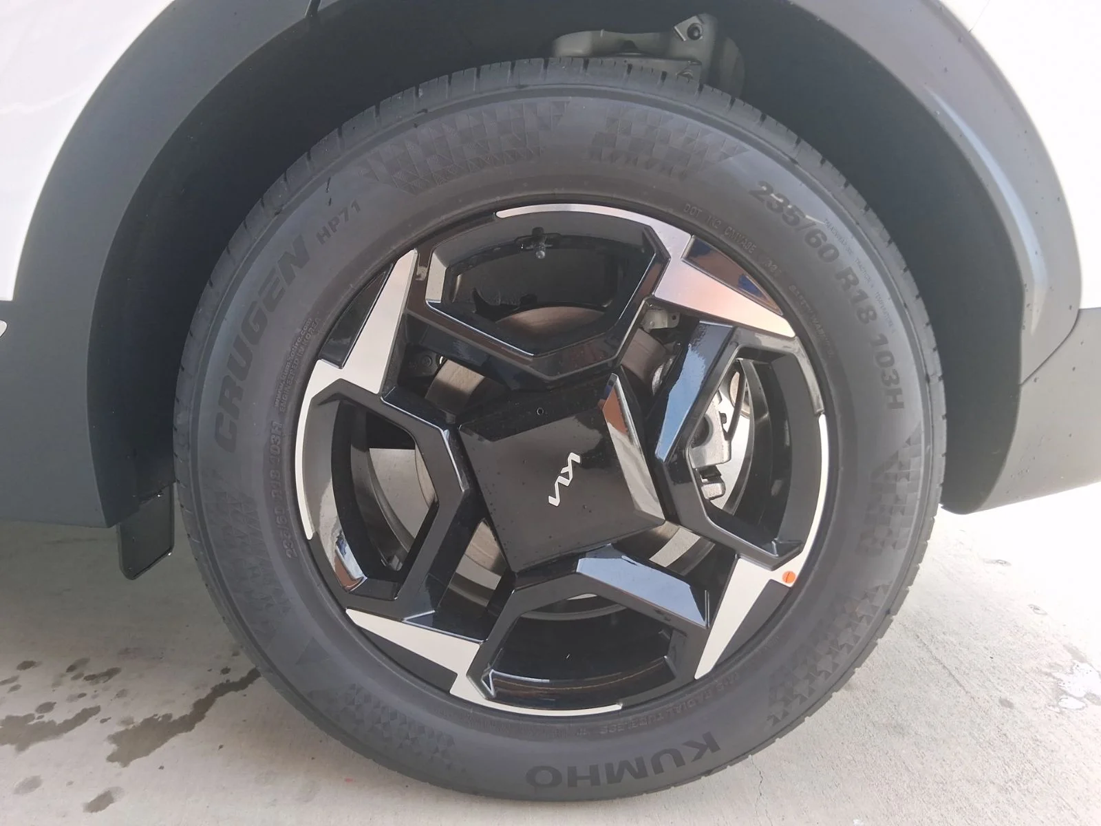 New 2026 White Kia EX image 26