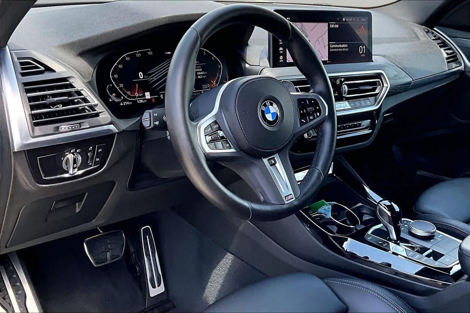 Used 2023 Black Sapphire Metallic BMW sDrive30i image 17
