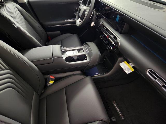 New 2026 White Hyundai SEL Premium 7P image 18