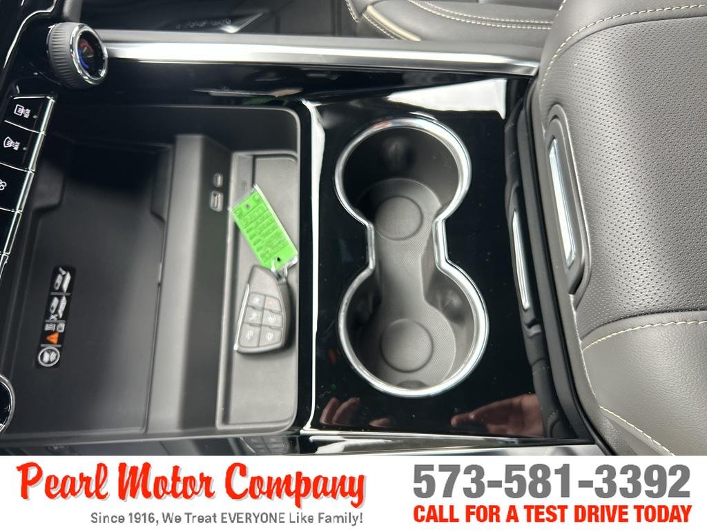 2026 Chevrolet Tahoe Premier - Photo 19