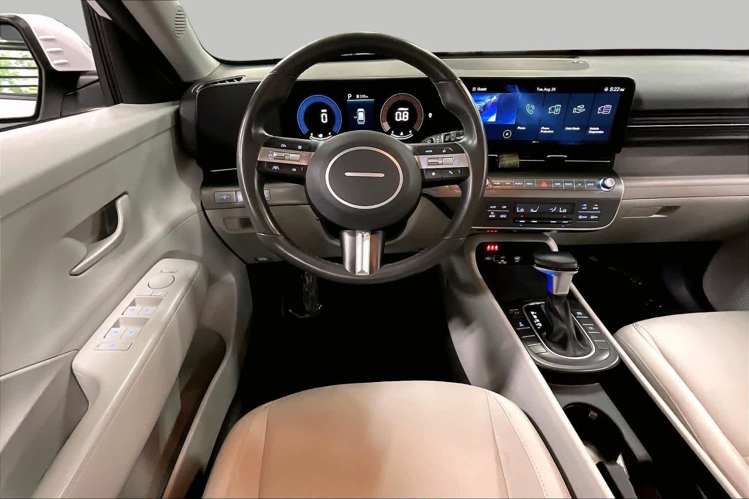 Used 2024 Atlas White Hyundai SEL image 6