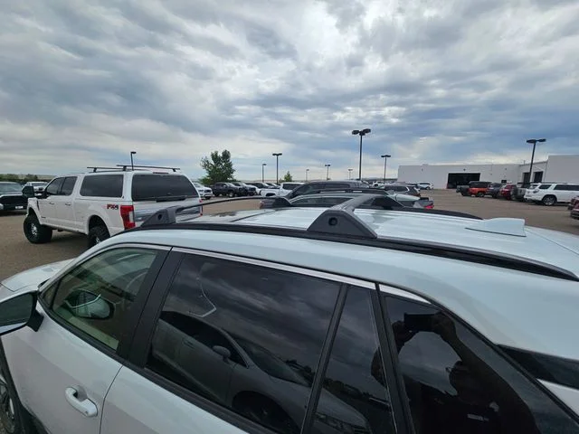 Used 2025 Wind Chill Pearl Toyota XLE Premium image 13