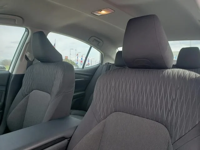 Used 2025 Ice Toyota LE image 20