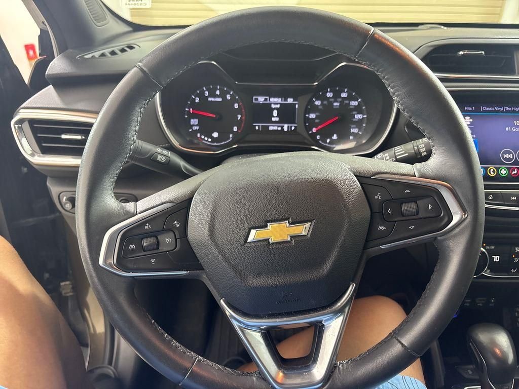 Used 2021 Brown Chevrolet ACTIV image 33
