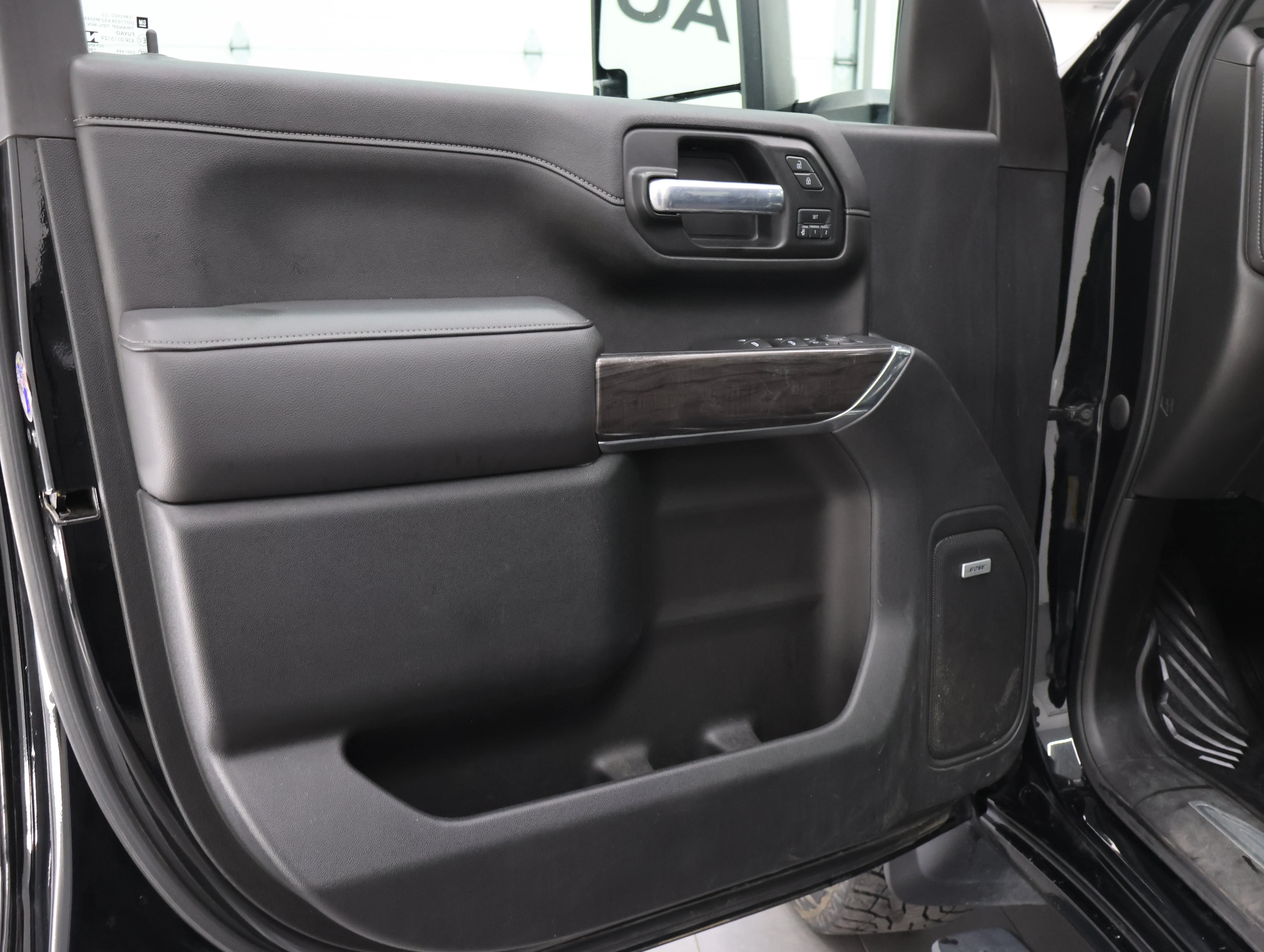 Used 2020 Black Chevrolet LTZ image 45