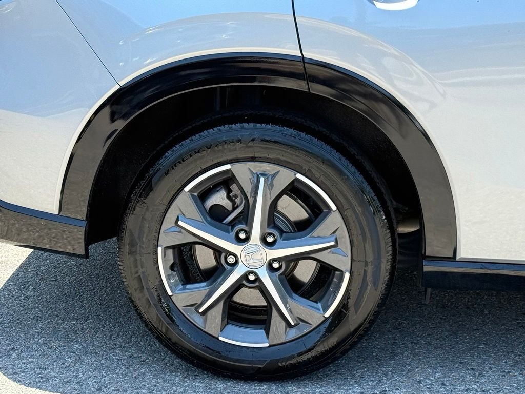 Used 2025 Silver Honda EX-L image 13