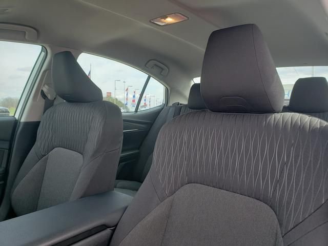 Used 2025 White Toyota LE image 20