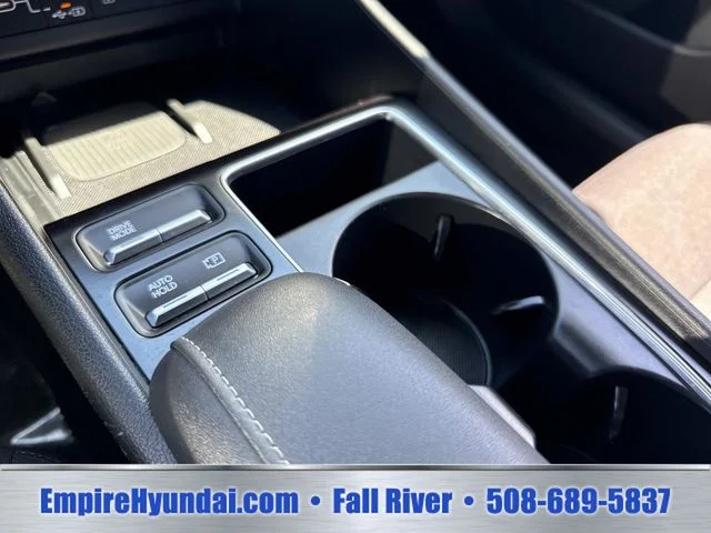 Used 2024 Gray Hyundai SEL image 25