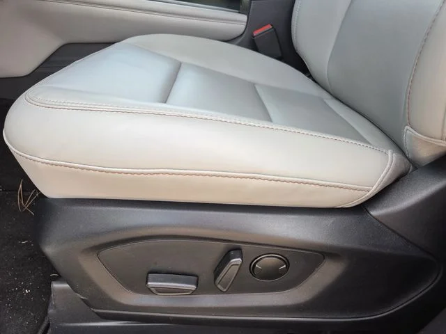 New 2026 Star White Metallic Tri-Coat Ford Active image 38