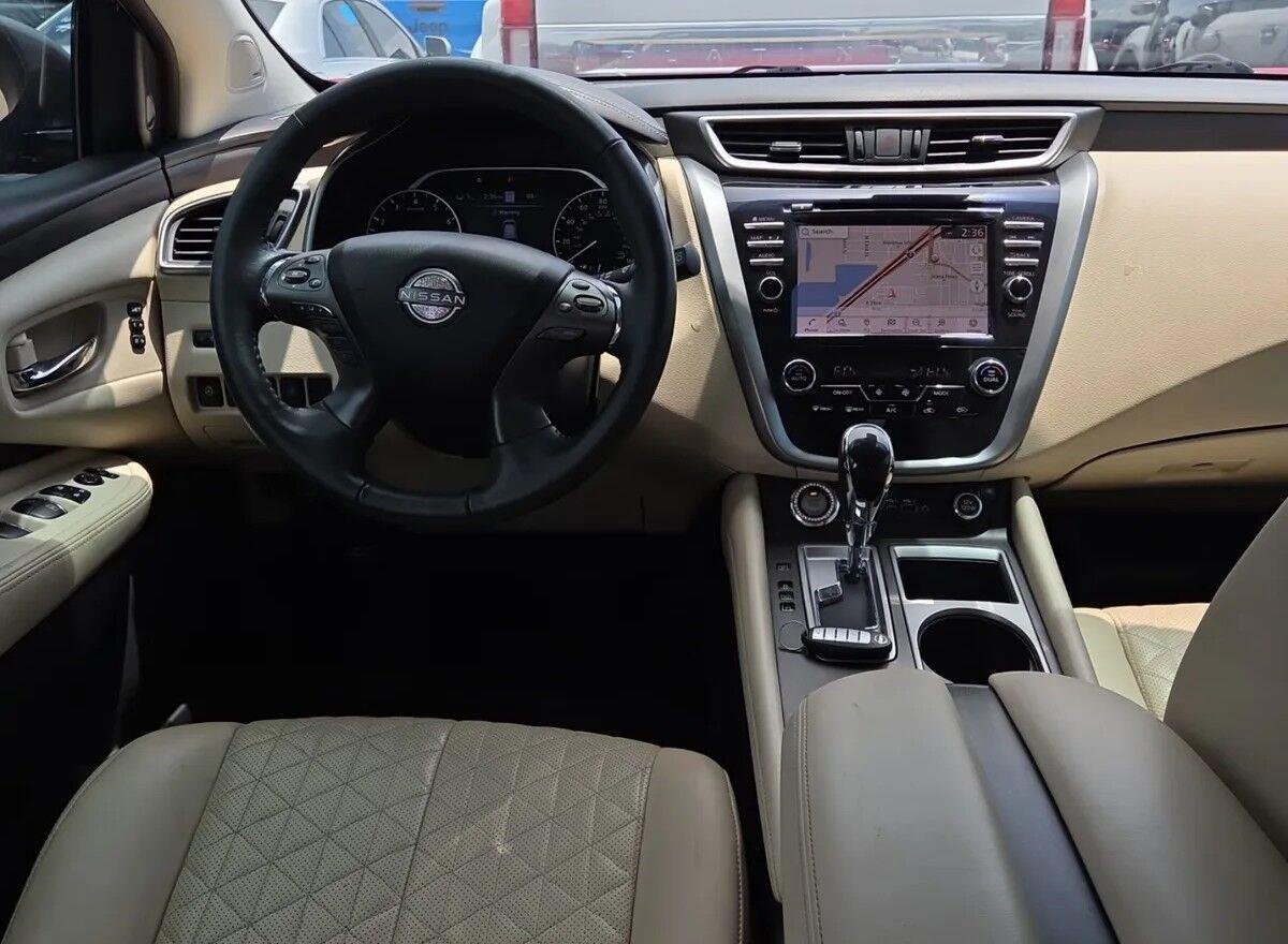 Used 2023 Scarlet Ember Tintcoat Nissan Platinum image 5