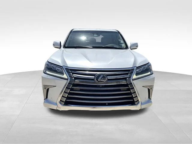 Used 2021 White Lexus 570 image 4