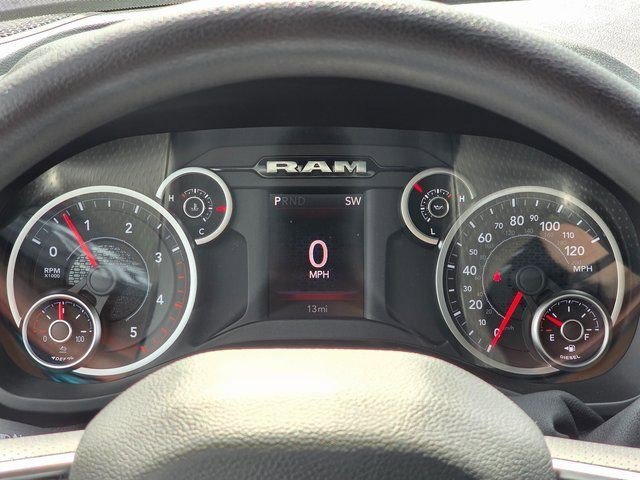 2025 RAM 2500 Tradesman - Photo 28