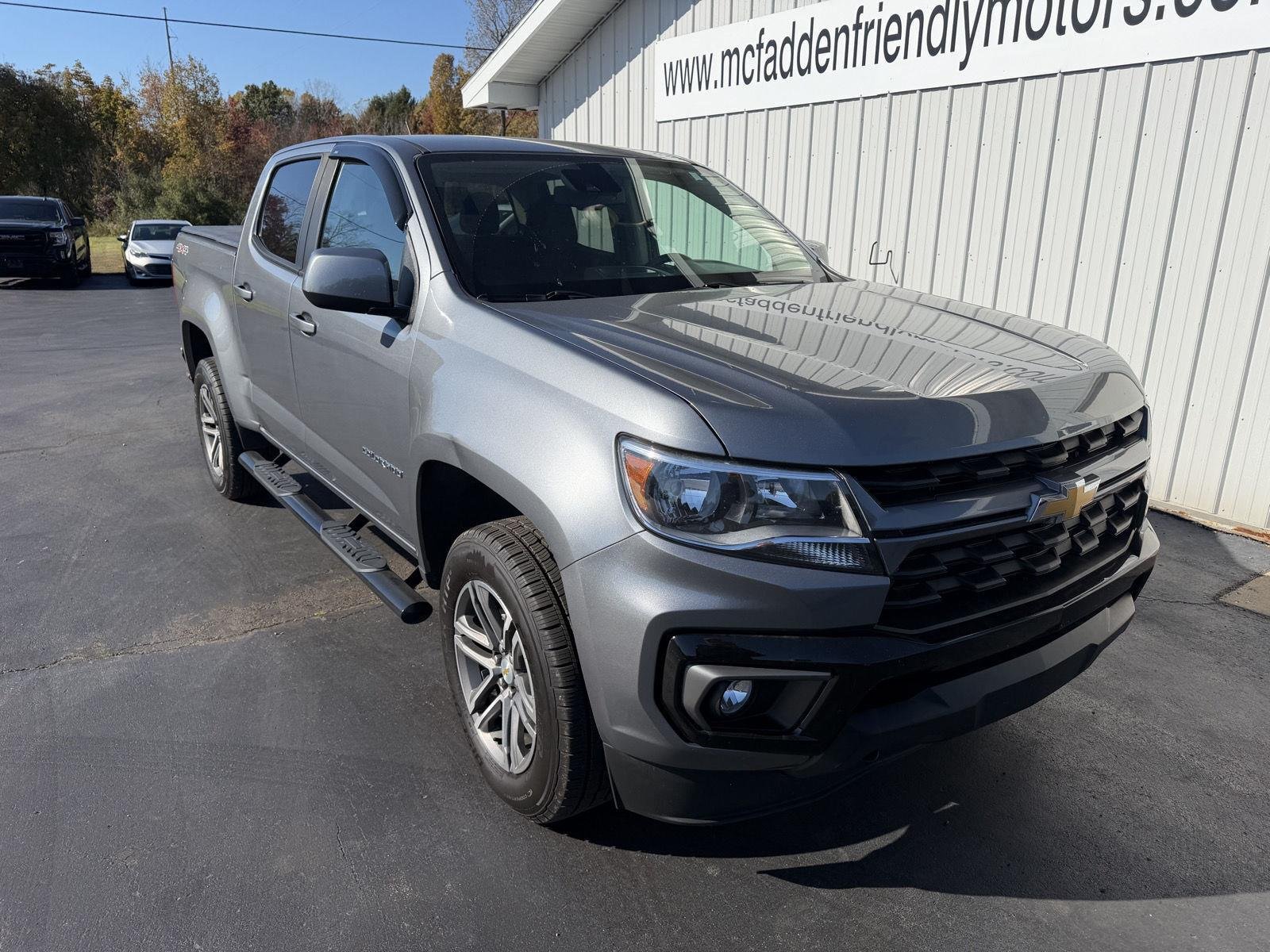 Used 2022 Satin Steel Metallic Chevrolet 4WD LT image 3