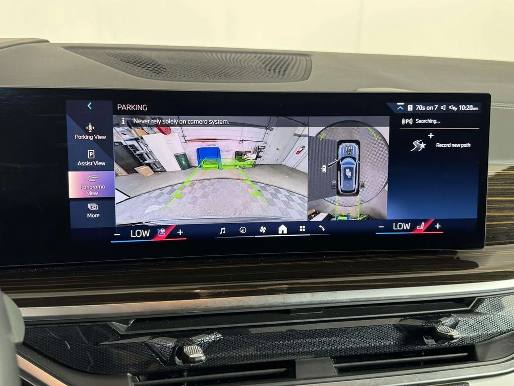 Used 2026 Gray BMW xDrive40i image 25