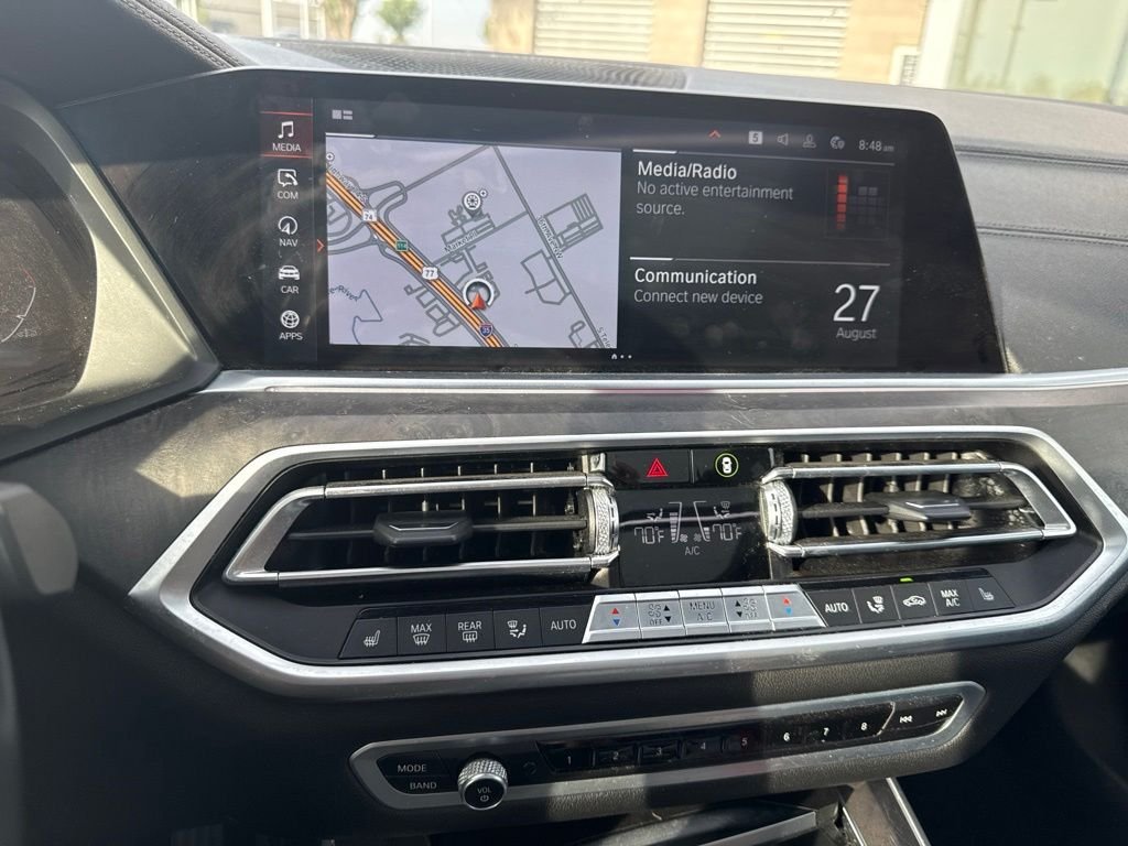 Used 2022 Gray BMW sDrive40i image 13