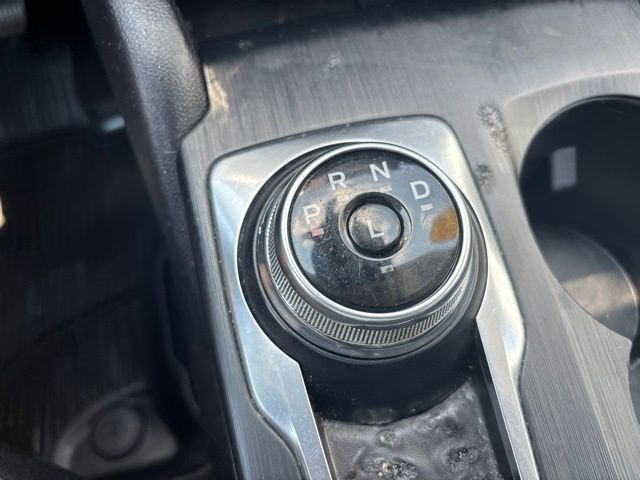 Used 2022 Blue Ford SE image 29