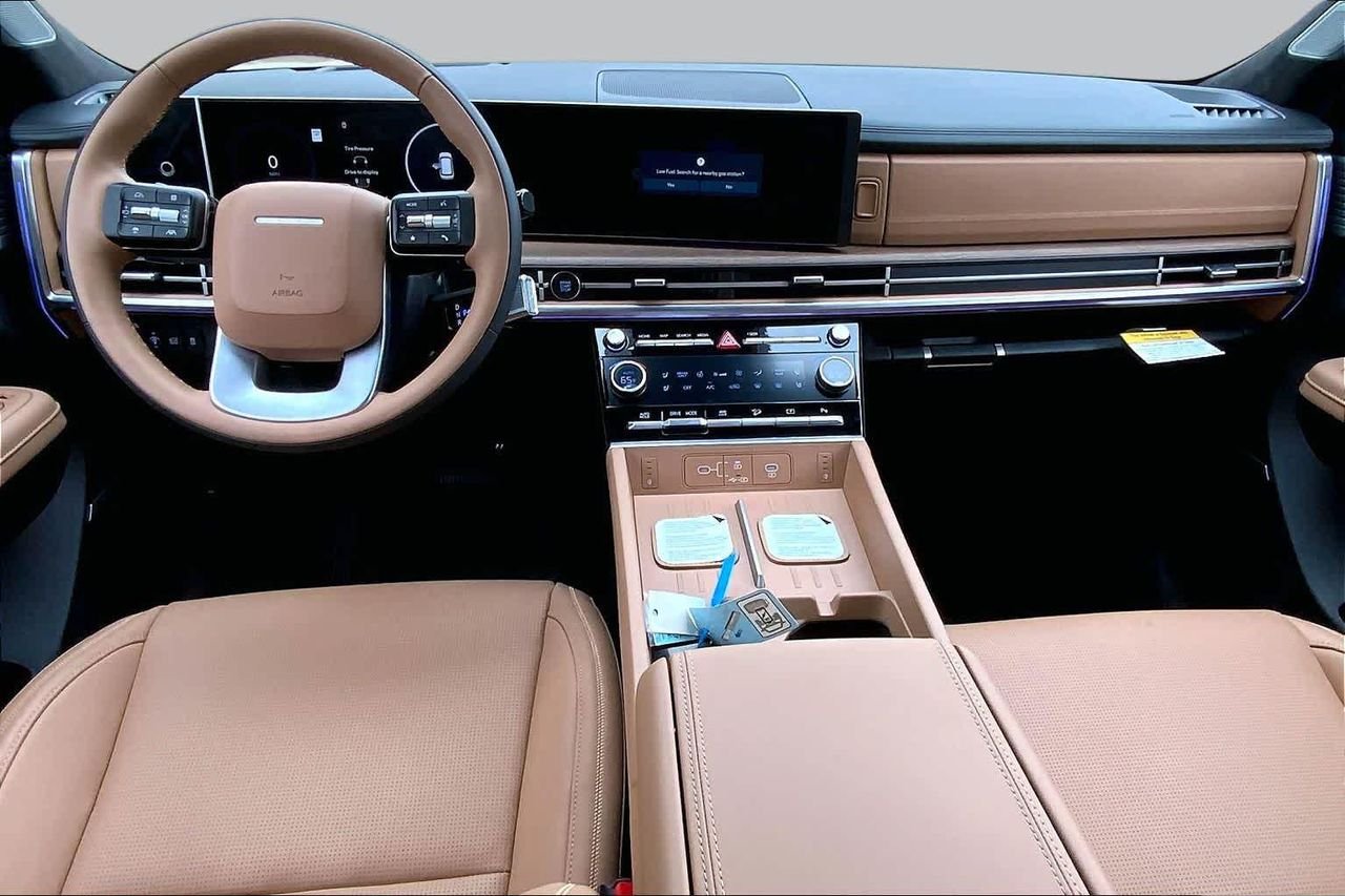 New 2026 Phantom Black Hyundai Calligraphy image 5