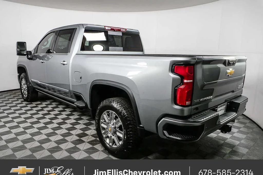 New 2026 Sterling Gray Metallic Chevrolet High Country image 29