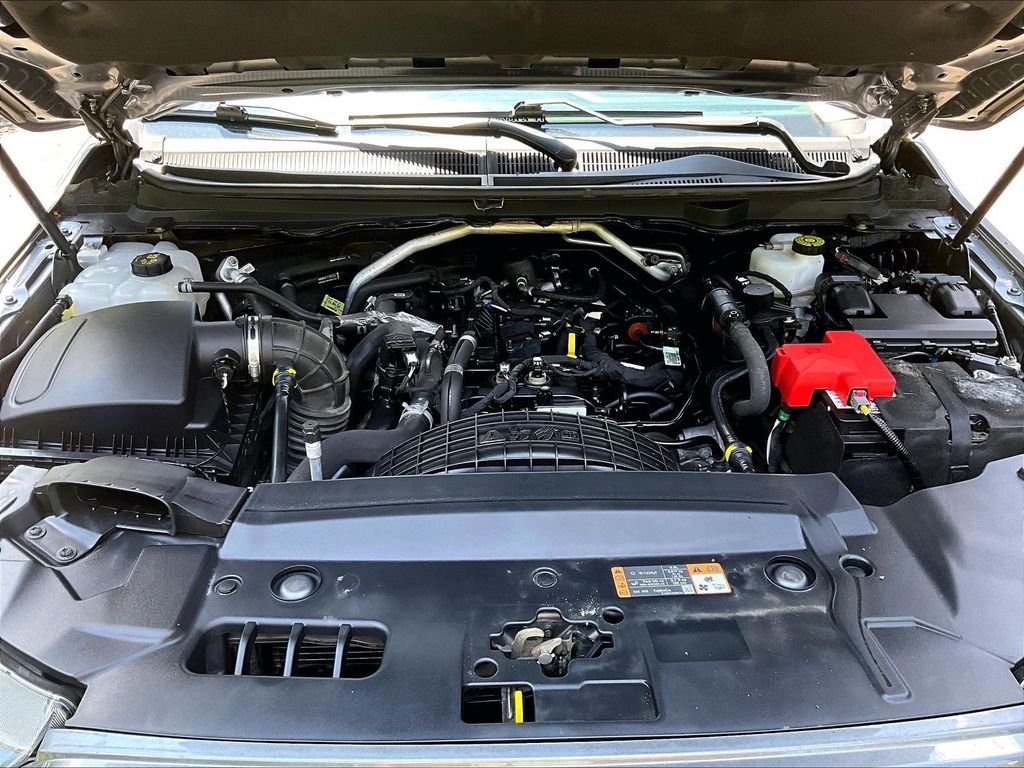 Used 2021 Gray Ford XLT image 30