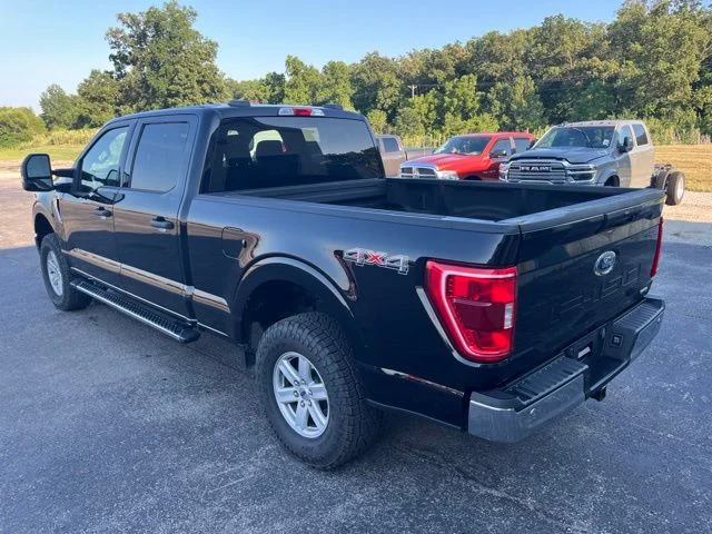 Used 2023 Black Metallic Ford XLT image 4