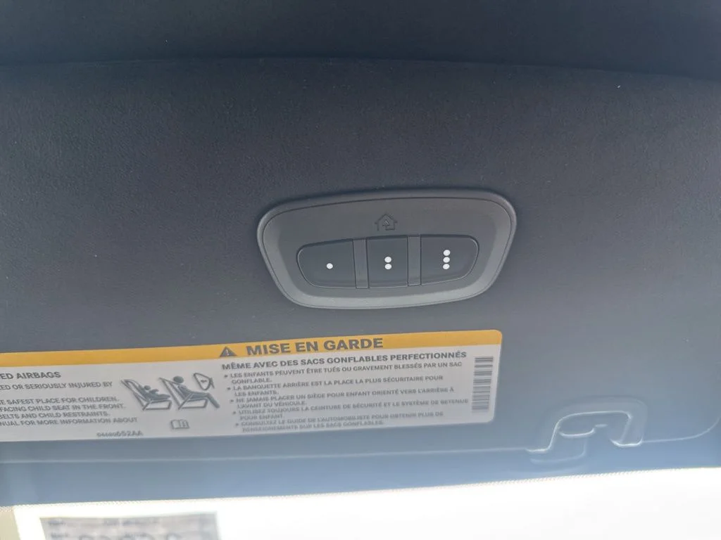 2026 Chrysler Pacifica Pinnacle - Photo 32