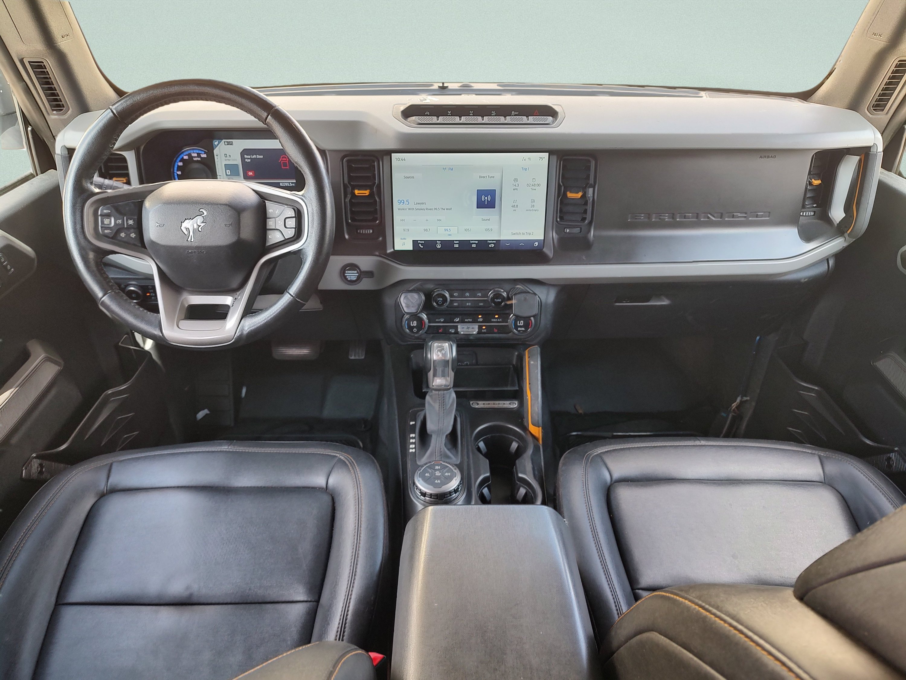 Used 2023 Azure Gray Metallic Tri-Coat Ford Badlands image 9