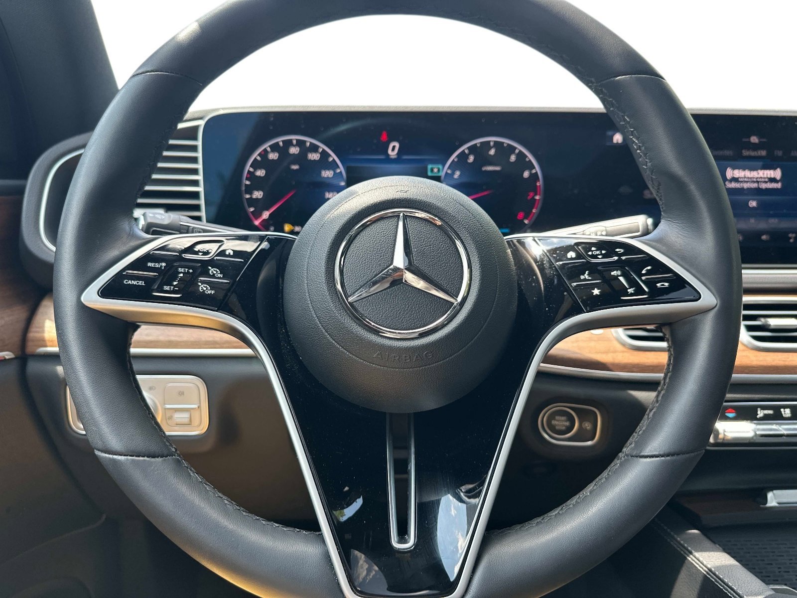 Certified Used 2025 Cirrus Silver Metallic Mercedes-Benz GLE 350 image 20