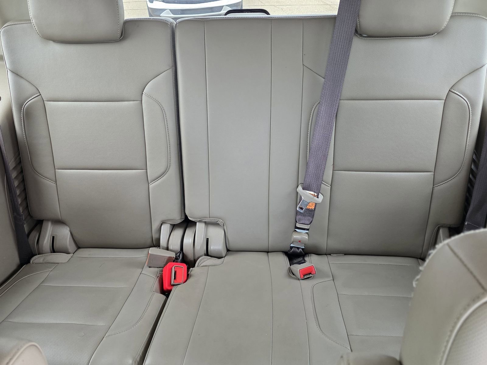 Used 2017 SUMMIT WHITE Chevrolet Premier image 29