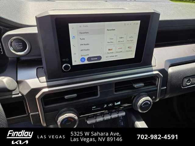 Used 2025  Toyota SR5 image 25