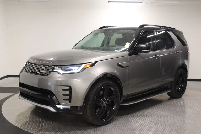 2025 Land Rover Discovery Metropolitan Edition
