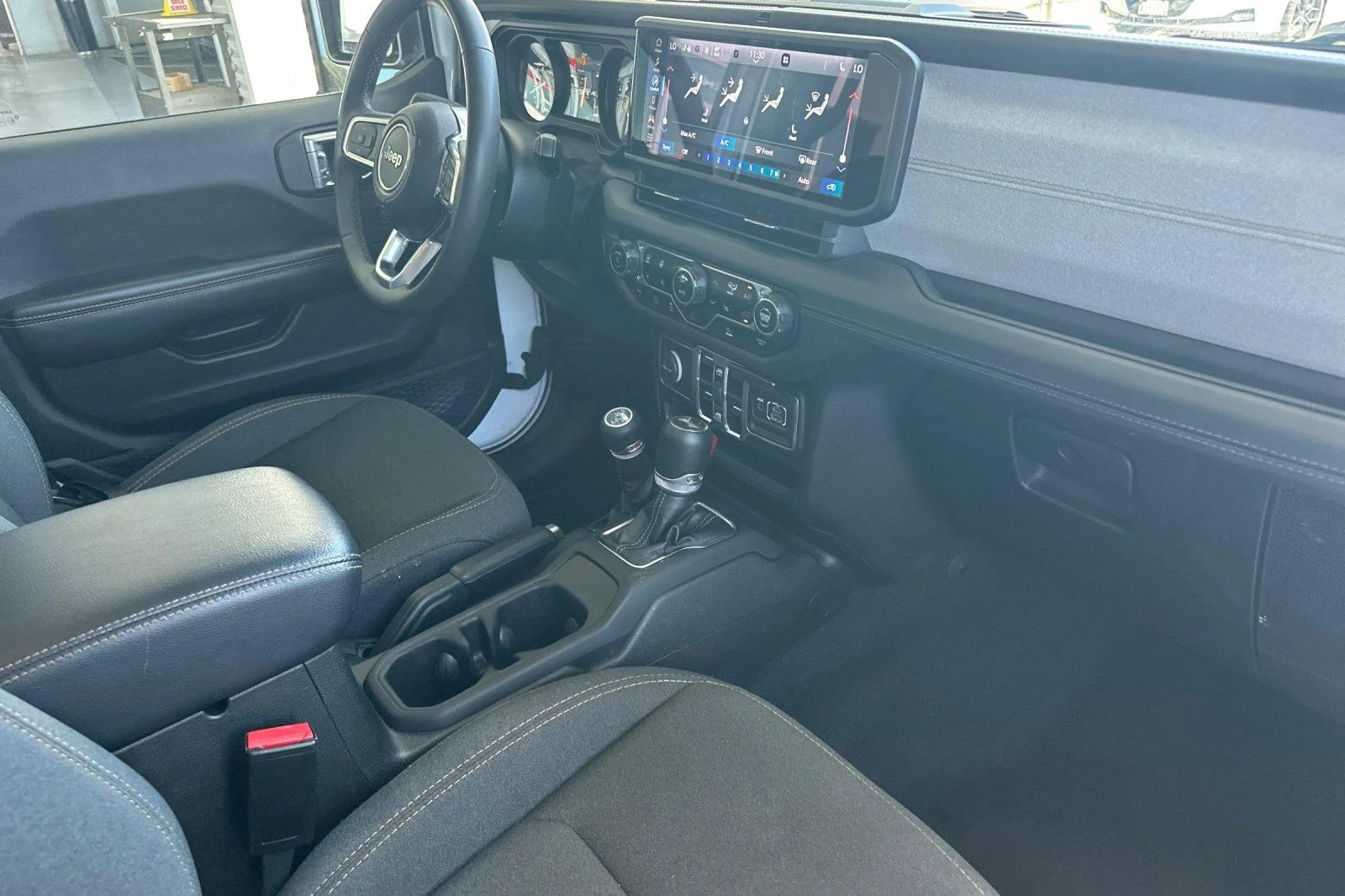 Used 2024 Bright White Clearcoat Jeep Sahara image 16
