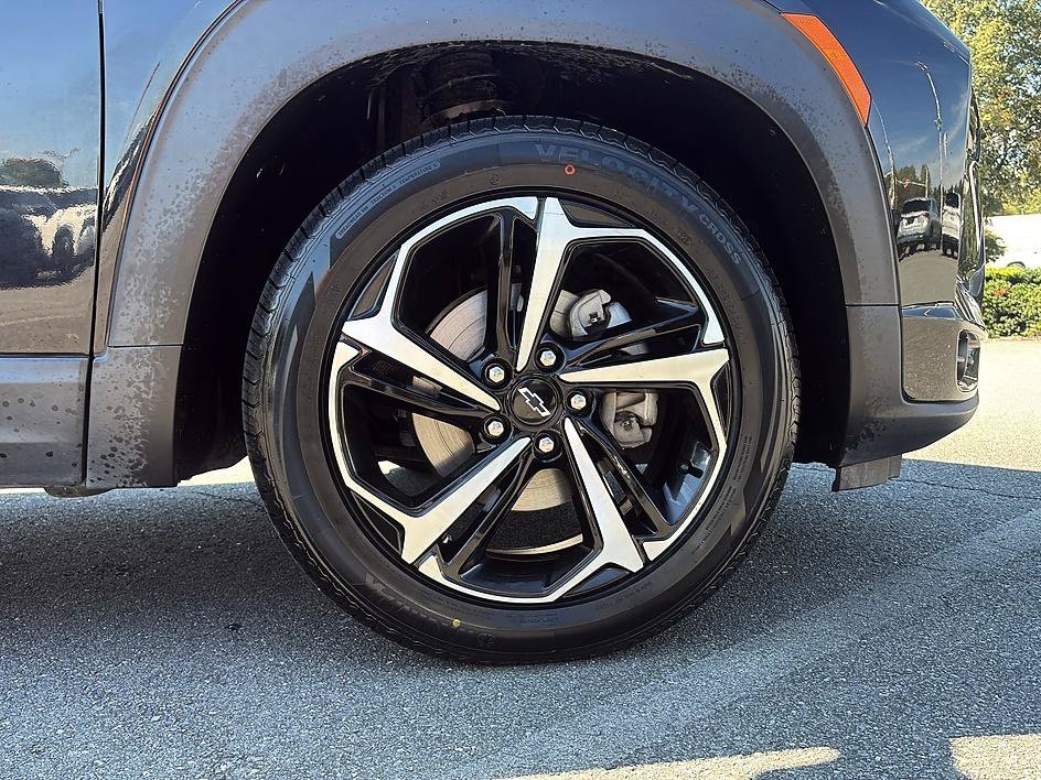Used 2022 Mosaic Black Metallic Chevrolet RS image 12
