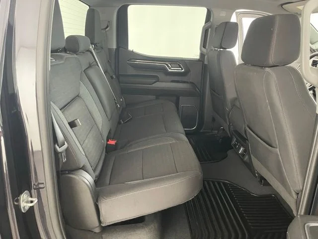 Used 2024 Silver GMC Elevation image 44