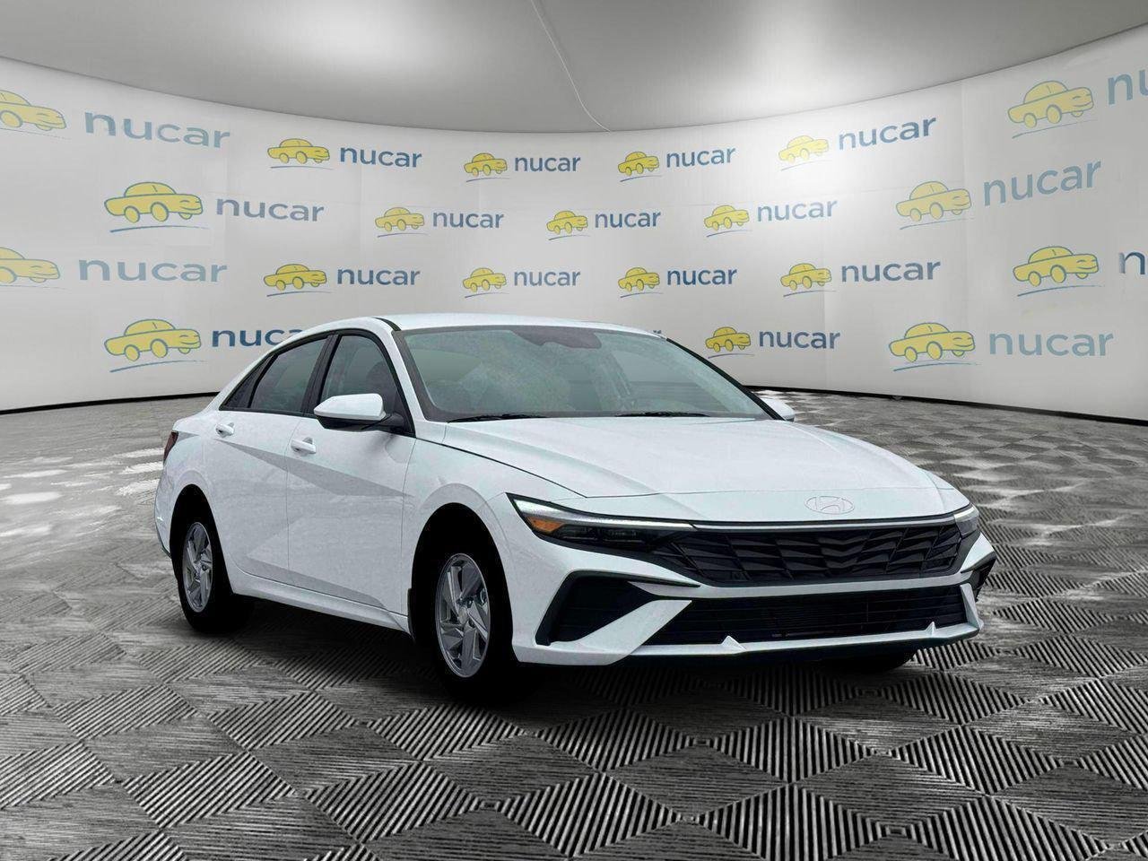 New 2026 Serenity White Hyundai SE image 11