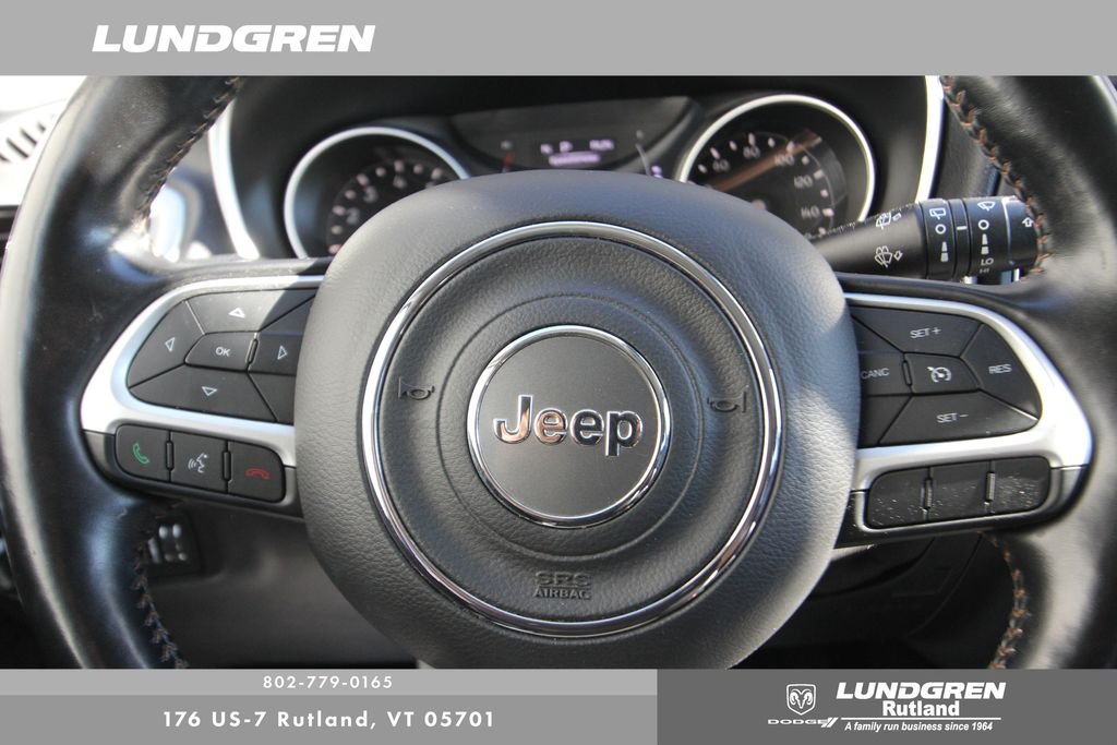 Used 2020 Green Jeep Latitude image 18