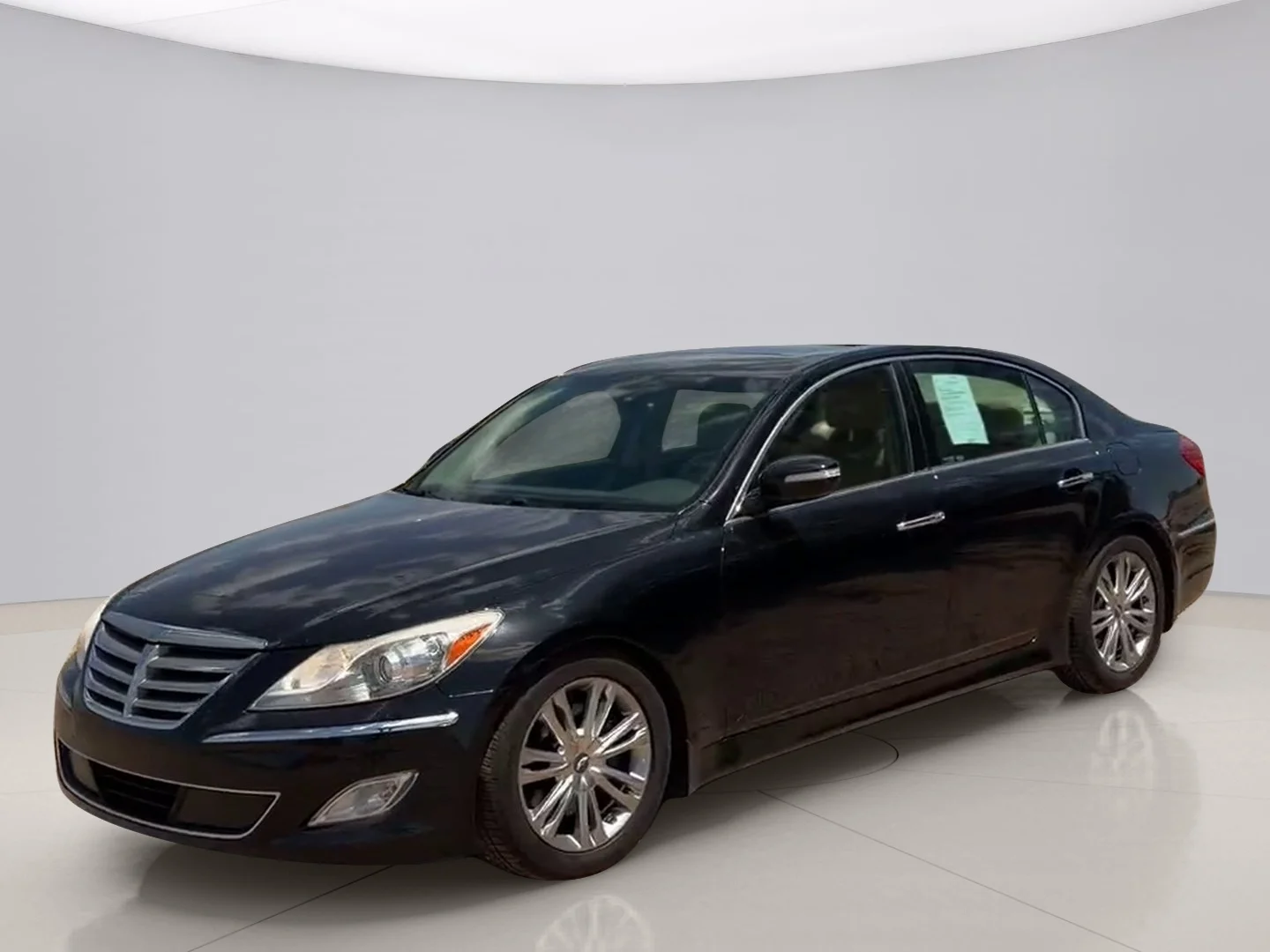 Used 2012 Black Hyundai 3.8L image 1